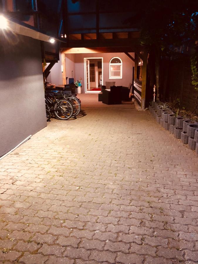 Loft Mit 2 Schlafzimmern Und E- Ladestation Fuerth Exterior foto